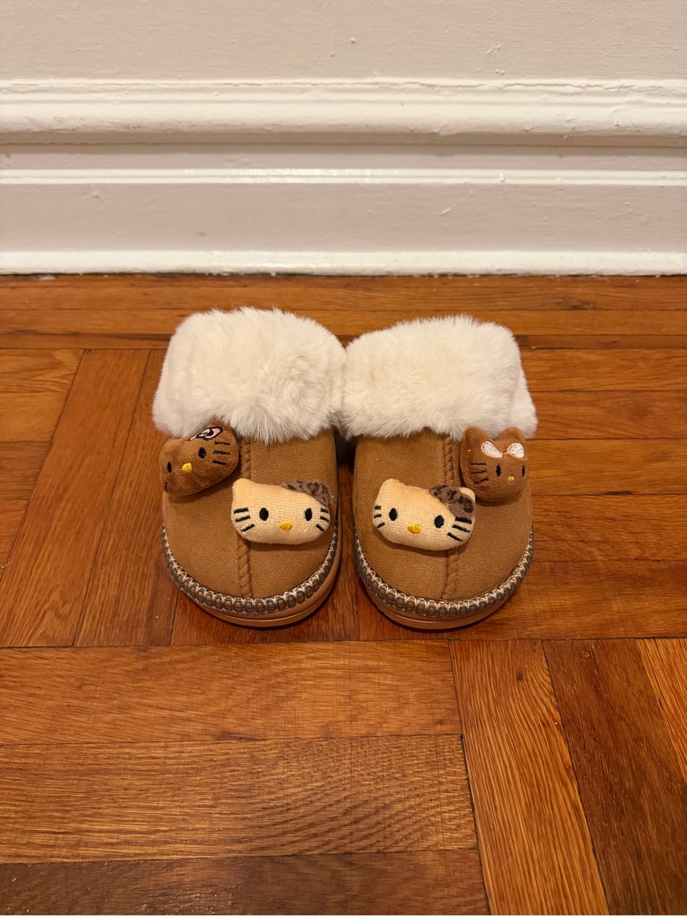 Hello Kitty Fuzzy Slippers